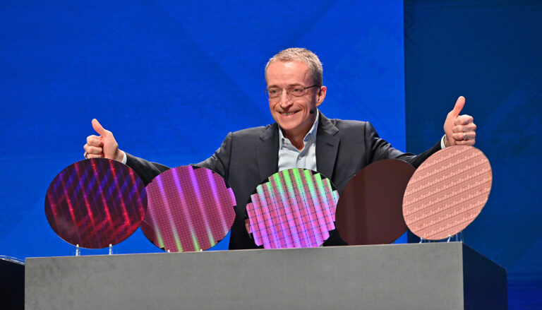 Intel-CEO hofft, Chips für AMD herstellen zu können, während Chipzilla sein Geschäft mit kundenspezifischen Chips mit Intel Foundry ankurbelt