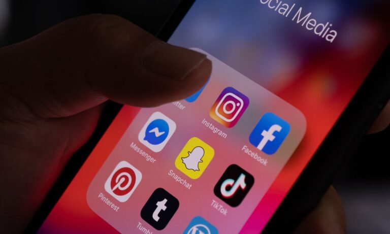 Facebook hat Snapchat-Nutzer mit seinem geheimen Projekt „Documents Reveal“ ausspioniert