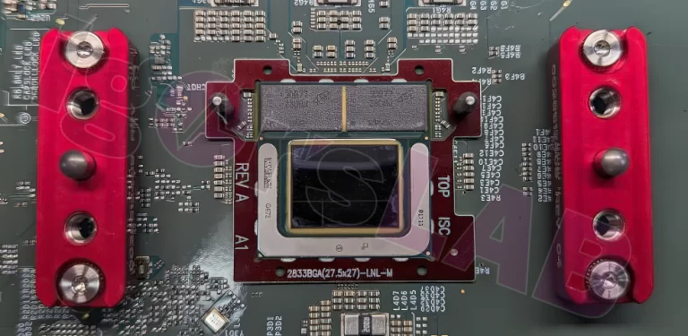 Auf der Referenzplattform abgebildete Intel Lunar Lake-MX-CPU: 8 CPU-Kerne, 8 Arc-GPU-Kerne, On-Package-LPDDR5x-Speicher