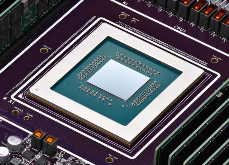 Google hat seinen ersten benutzerdefinierten ARM-basierten Chipsatz namens Axion angekündigt, der jedoch weder das Pixel 9 noch das Pixel 9 Pro mit Strom versorgen wird
